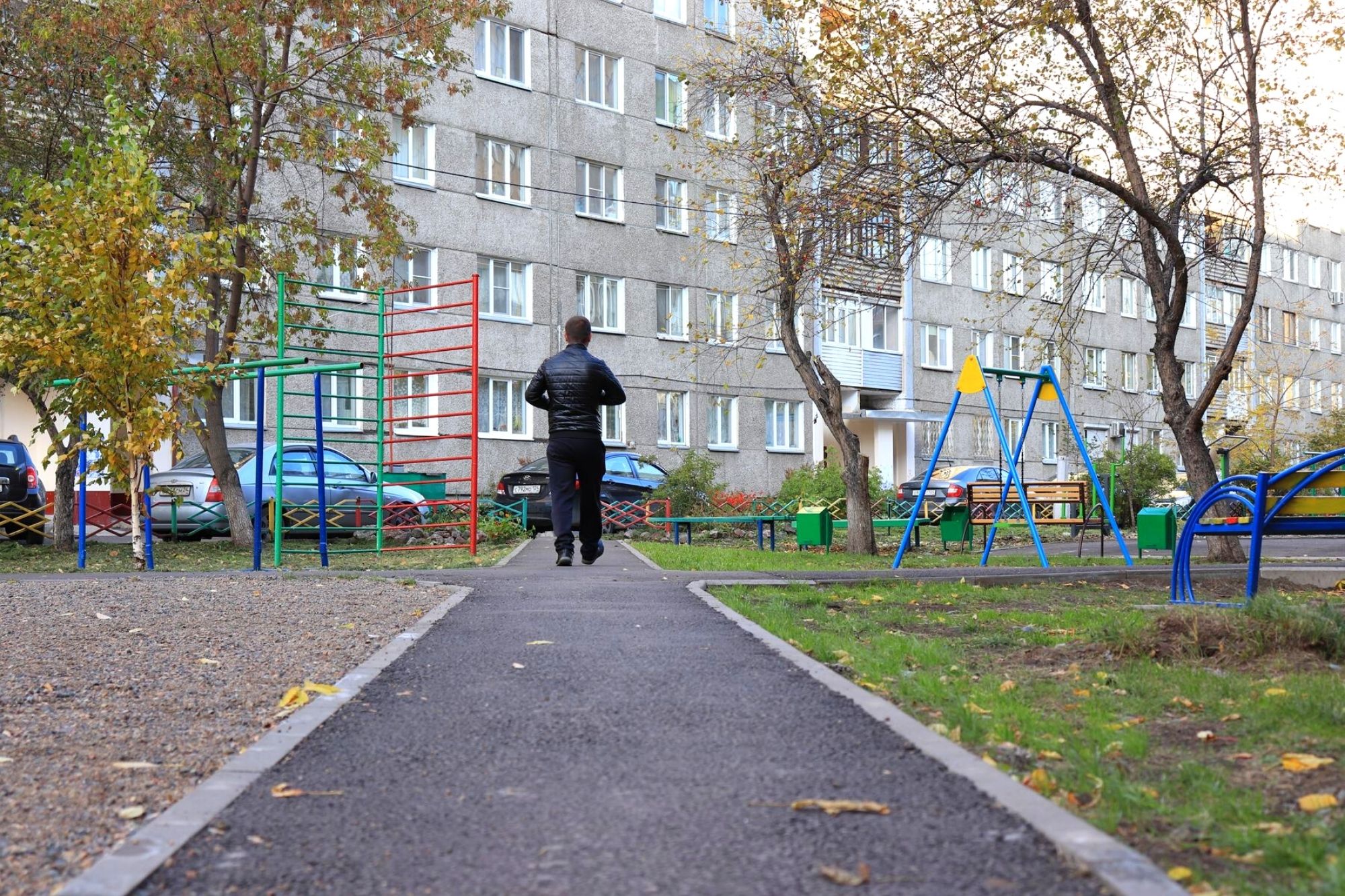 Дворы для детей в центрального района